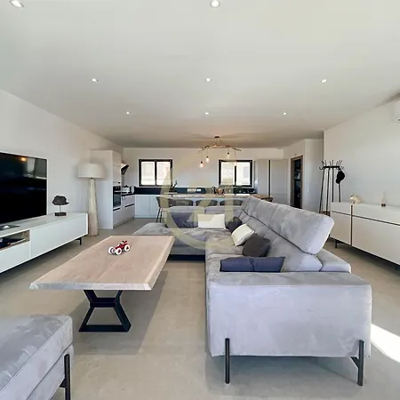 Villa Les Marines De *