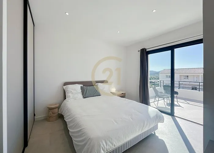 Les Marines De Palasca (Corsica)