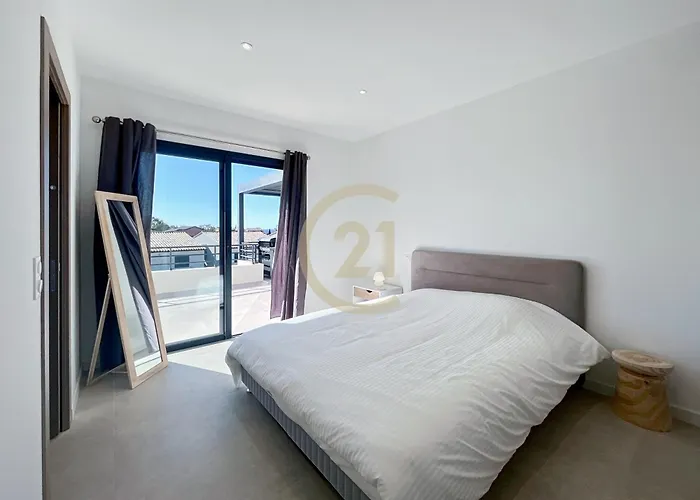 Les Marines De Vila Palasca (Corsica)