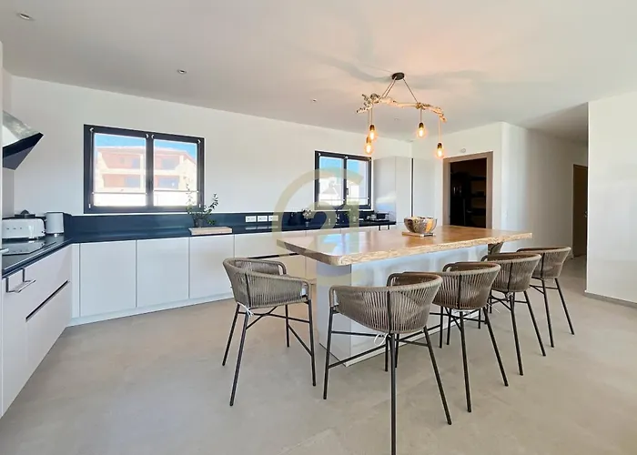 Les Marines De Vila *